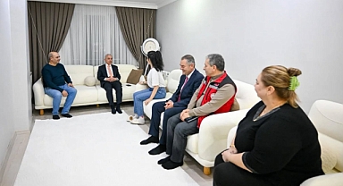 Kırklareli Valisi Genç Çiftleri Ziyaret Etti