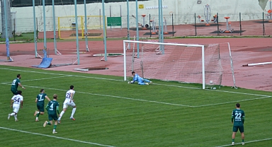 Kırklarelispor Evinde Farklı Kazandı