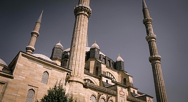 Regaip Kandili Yarın İdrak Edilecek: Üç Aylar Başlıyor