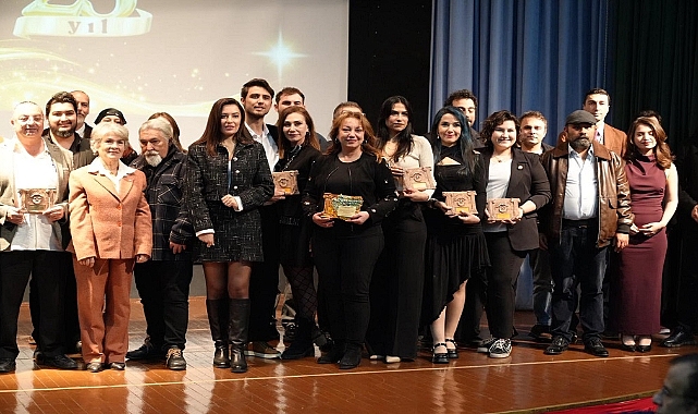 TBŞT DİREKLERARASI SEYİRCİ ÖDÜLLERİNDEN ÇİFTE ZAFERLE DÖNDÜ