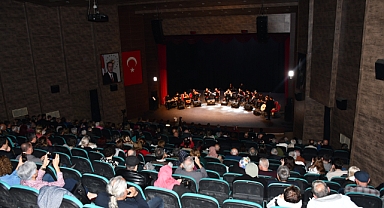 TNKÜ’den Gönülleri Feth Eden Konser: “Gönülden Dile Türkülerimiz”