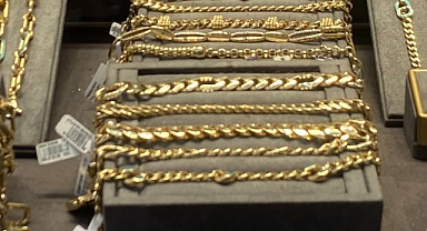 10 Ocak 2026 Cumartesi Güncel Altın Fiyatları: Gram, Çeyrek, Cumhuriyet ve Bilezik Fiyatları Ne Kadar Oldu?