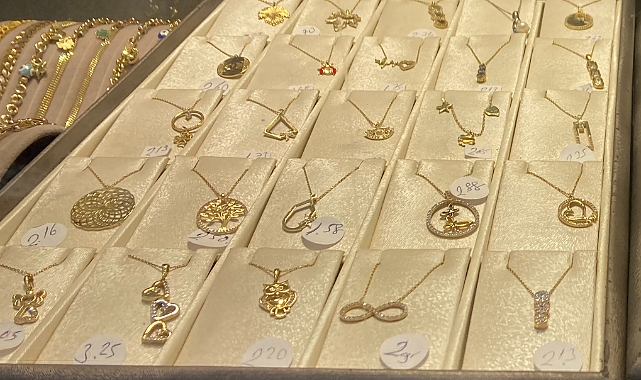 13 Ocak 2026 Salı Güncel Altın Fiyatları: Gram, Çeyrek, Cumhuriyet Altını Ne Kadar?