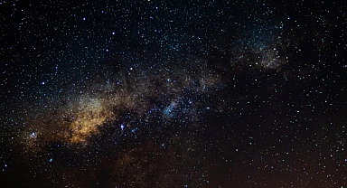 22 Ocak 2026 Perşembe Günlük Burç Yorumları: Ani Kararlar Almaktan Kaçının