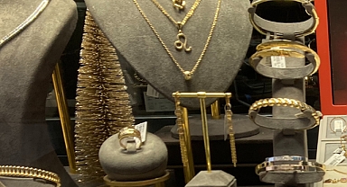 Altın Piyasasında Son Durum: Gram, Çeyrek ve Cumhuriyet Altını Kaç TL?