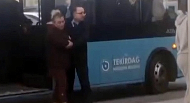 Halk otobüsü şoförü, fenalaşan yolcuyu hastaneye yetiştirdi