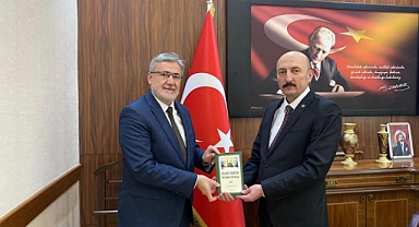 İlahiyat Fakültesi Dekanından İl Millî Eğitime Ziyaret