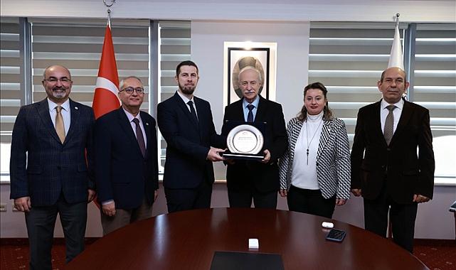 KOSOVA TÜRK DERNEKLERİ BİRLİĞİNDEN TRAKYA ÜNİVERSİTESİNE 2 ÖDÜL