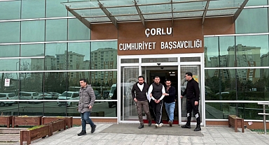 Tartıştığı komşusunu 7 yerinden bıçakladı