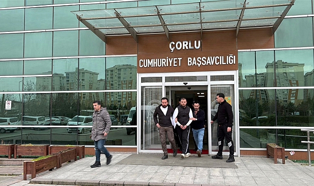 Tartıştığı komşusunu 7 yerinden bıçakladı