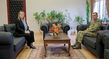 Tuğgeneral Erdal Köse’den KLÜ Rektörü Prof. Dr. Rengin Ak’a Nezaket Ziyareti