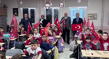 2025–2026 Eğitim Öğretim Yılı İkinci Dönemi “Bayrak Sevgisi” Temasıyla Başladı