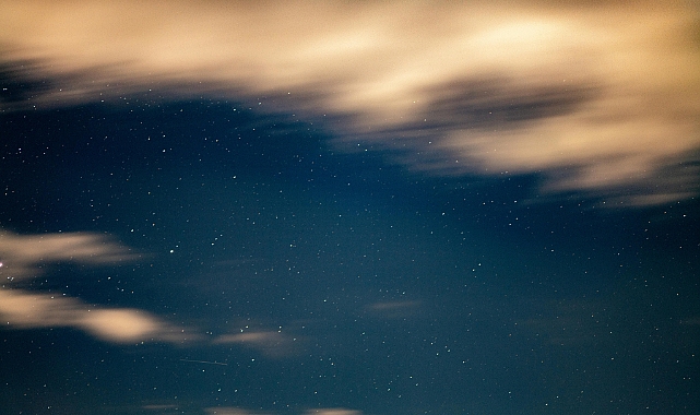 26 Şubat 2026 Perşembe Günlük Burç Yorumları: Aşk, Para ve Kariyerde Sizi Neler Bekliyor?