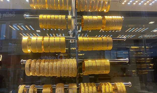 28 Şubat 2026 Cumartesi Güncel Altın Fiyatları: Gram, Çeyrek, Cumhuriyet Altını Ne Kadar Oldu?