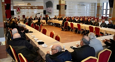 Başkan Sarıkurt Emeklilerle Bir Araya Geldi