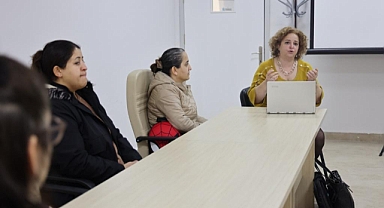 BÜYÜKŞEHİR'DEN KADINLARA HUKUKİ FARKINDALIK BULUŞMASI