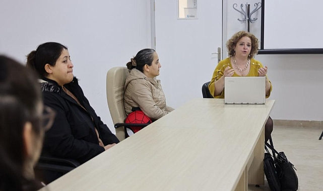 BÜYÜKŞEHİR'DEN KADINLARA HUKUKİ FARKINDALIK BULUŞMASI