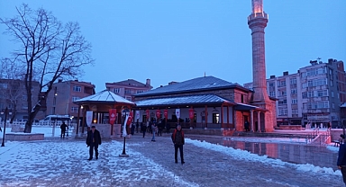 Edirne’de 5 asırlık Muradiye Camisi, Berat Kandili'nde yeniden ibadete açıldı