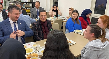 Ramazan’ın Manevi İklimi Aynı Sofrada Paylaştılar