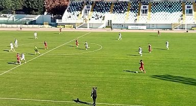 TFF 2. Lig Kırmızı Grup’ta 22. Hafta Tamamlandı: Zirvede Bursaspor Rüzgârı