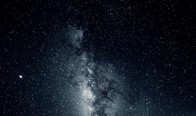 16 Mart 2026 Pazartesi Günlük Burç Yorumları: Yeni Haftaya Enerjik Bir Başlangıç