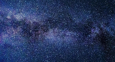 26 Mart 2026 Perşembe Günlük Burç Yorumları: Aşk, Para ve Kariyerde Sizi Neler Bekliyor?