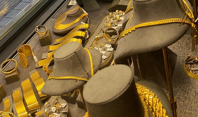 Altın Fiyatlarında Son Durum: Piyasalarda Hareketlilik Dikkat Çekiyor