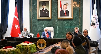 Devletimizin Kapısı Her Daim Milletimize Açık