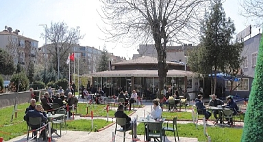 HALK KAFE’YE YOĞUN İLGİ