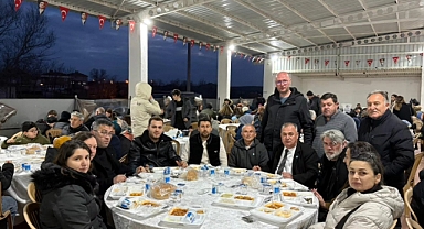 İYİ Parti Kırklareli Teşkilatı Alacaoğlu Köyü'nde İftar Sofrasında Buluştu