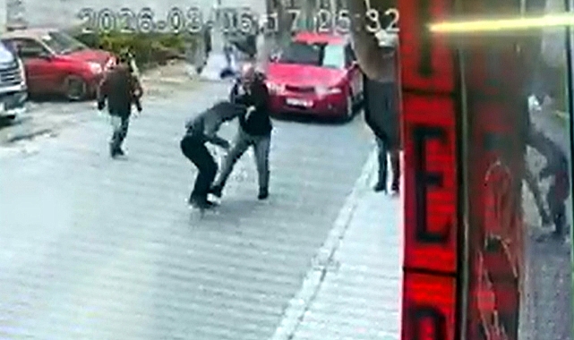 Sokak ortasında darbedildi; o anlar kamerada