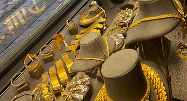 Altın Fiyatlarında Dalgalı Seyir: Gram ve Çeyrek Altında Son Durum