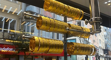 Altın Fiyatlarında Son Durum: Gram Altın ve Çeyrek Altında Düşüş Dikkat Çekti