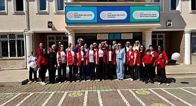 ARMAĞAN DÖNERTAŞ ENGELLİ ÇOCUKLAR EĞİTİM-REHABİLİTASYON UYGULAMA VE ARAŞTIRMA MERKEZİ’NDEN “100 BALON, TEK DİLEK” ETKİNLİĞİ