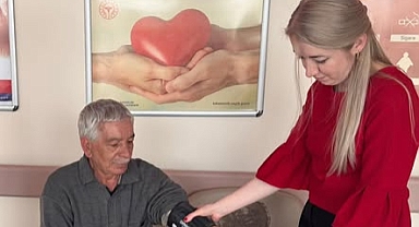 Babaeski Devlet Hastanesi’nde Kalp Sağlığı Haftası Coşkusu! Vatandaşlara Ücretsiz Tansiyon Ölçümü Yapıldı