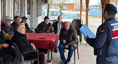 Edirne’de jandarma dolandırıcılığa karşı bilgilendirdi