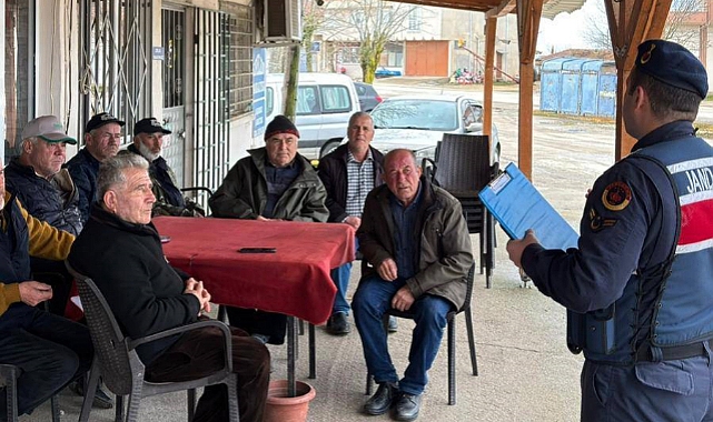 Edirne’de jandarma dolandırıcılığa karşı bilgilendirdi