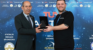 GENÇLER UZAY TEKNOLOJİLERİ İÇİN TRAKYA ÜNİVERSİTESİ'NDE BULUŞTU