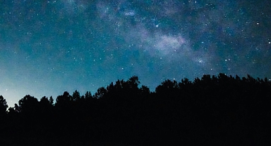 Günlük Burç Yorumları 28 Nisan 2026: Aşk, Kariyer ve Para Konularında Burçları Neler Bekliyor?