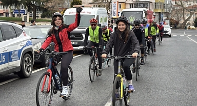 Tekirdağlı bisikletçiler, şehitler anısına Çanakkale'ye pedal çeviriyor