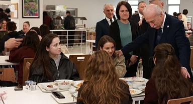 TRAKYA ÜNİVERSİTESİ’NDEN ÖĞRENCİLERE 100 BİN ASKIDA YEMEK DESTEĞİ