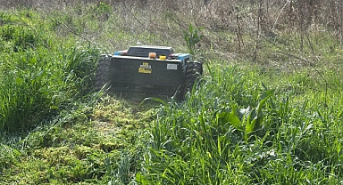 Yeni Nesil Ot Biçme Robotu Hizmete Girdi