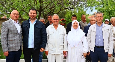 Babaeski’de Hac Yolcularına Duygusal Uğurlama