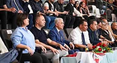 Kırklareli Belediyesi FBO Kadın Basketbol Takımı Finalde