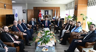 Kırklareli Valisi Uğur Turan, TRAKYAKAF’26 Kariyer Fuarı’na Katıldı