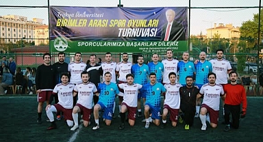 TRAKYA ÜNİVERSİTESİ FUTBOL TURNUVASINDA ŞAMPİYON HEKİM GÜCÜ