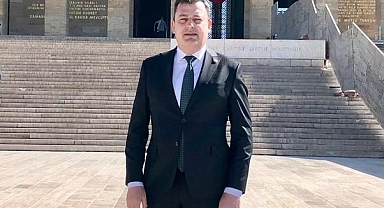 Vecdi Gündoğdu’dan 19 Mayıs Mesajı: “Cumhuriyetin Gücü Gençlerin Omuzlarında Yükseliyor”